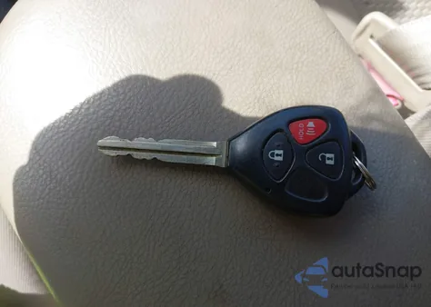 2007 Toyota Rav4 Limited z USA, uszkodzony, nr VIN JTMBD31V176040958